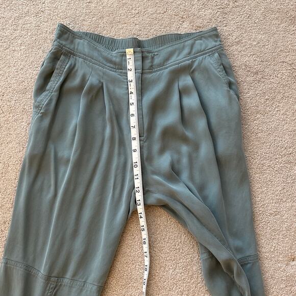 Reiss Marlow Pleat Front Tapered Trousers Joggers Green Size 6 Casual Minimalist - Picture 7 of 8